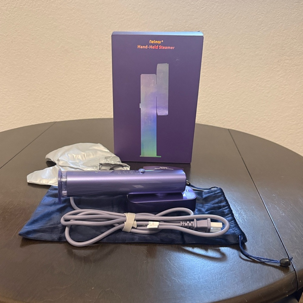 Handheld Fabric Steamer with Accessories